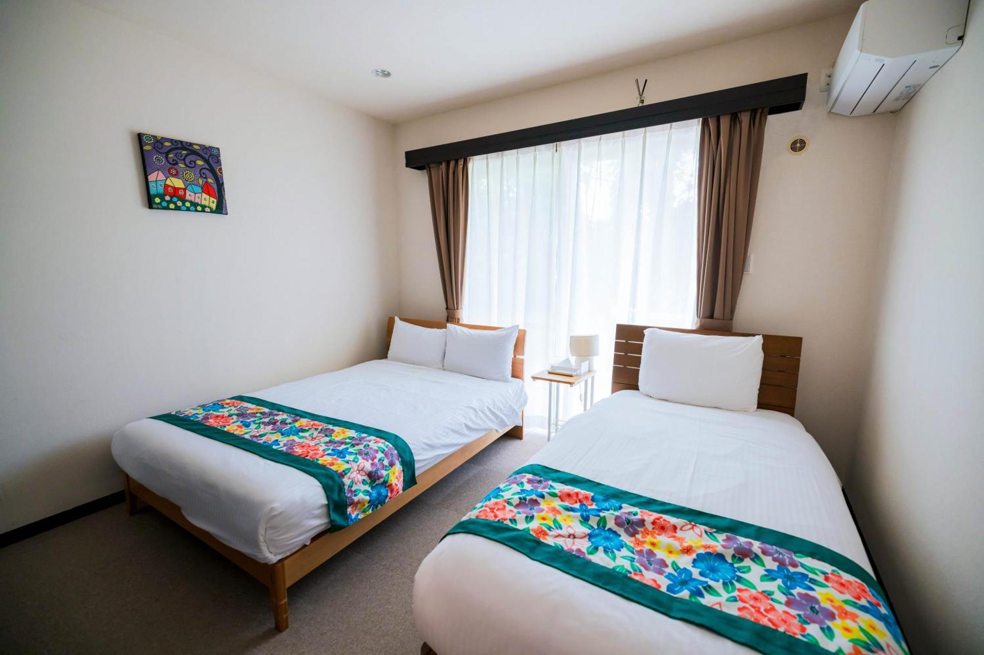 Scallop Beach Condominium Onna Extérieur photo